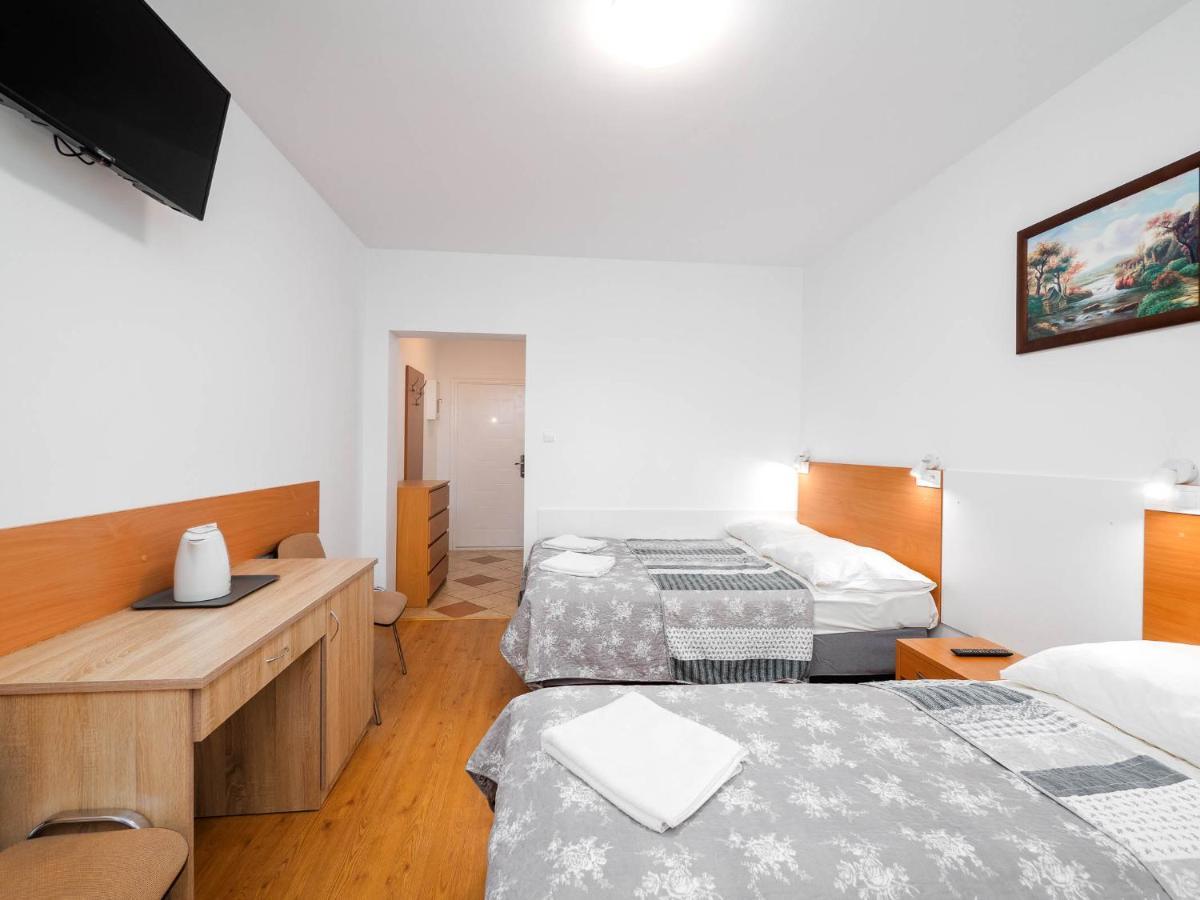 Astoria Apartment Dabki Ngoại thất bức ảnh