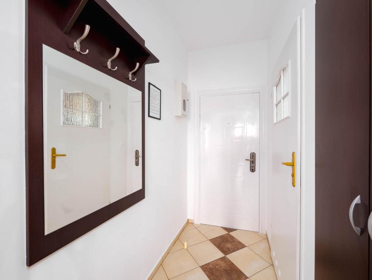 Astoria Apartment Dabki Ngoại thất bức ảnh