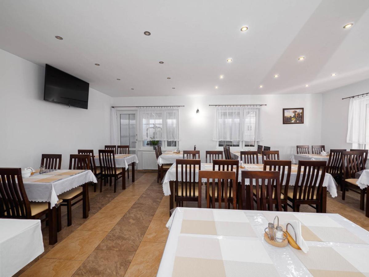 Astoria Apartment Dabki Ngoại thất bức ảnh