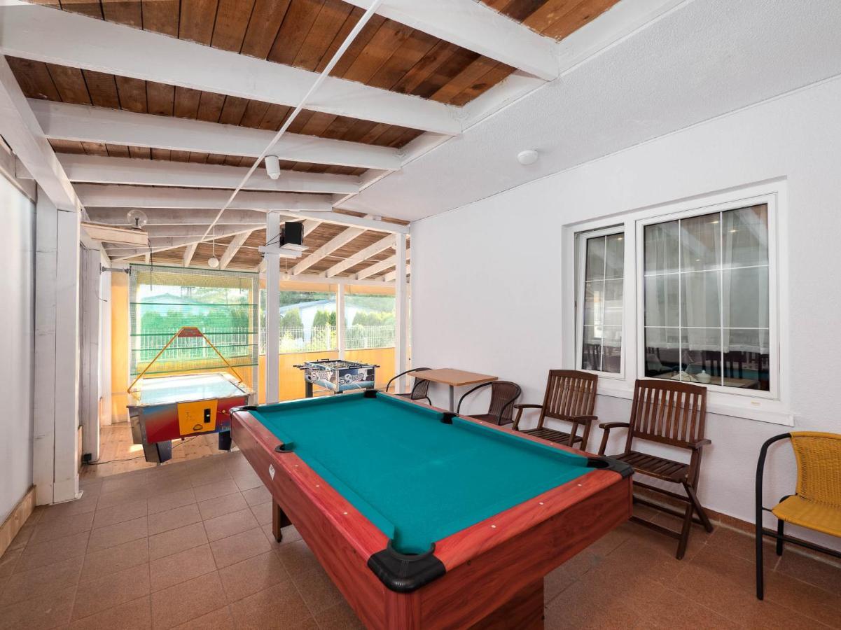 Astoria Apartment Dabki Ngoại thất bức ảnh